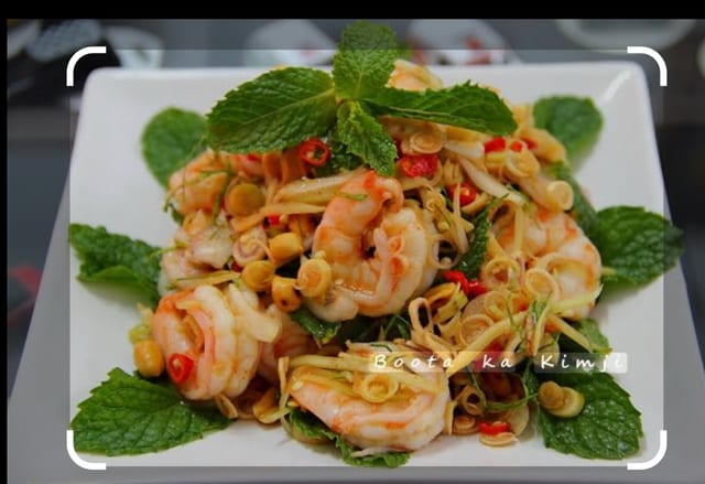 Pla Goong.